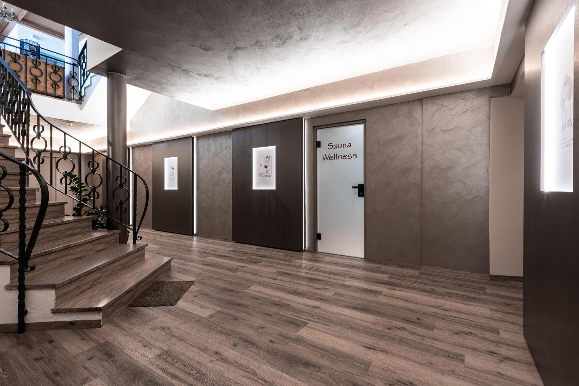 Hotel Zum Loewen - Al Leone เมลตินา ภายนอก รูปภาพ