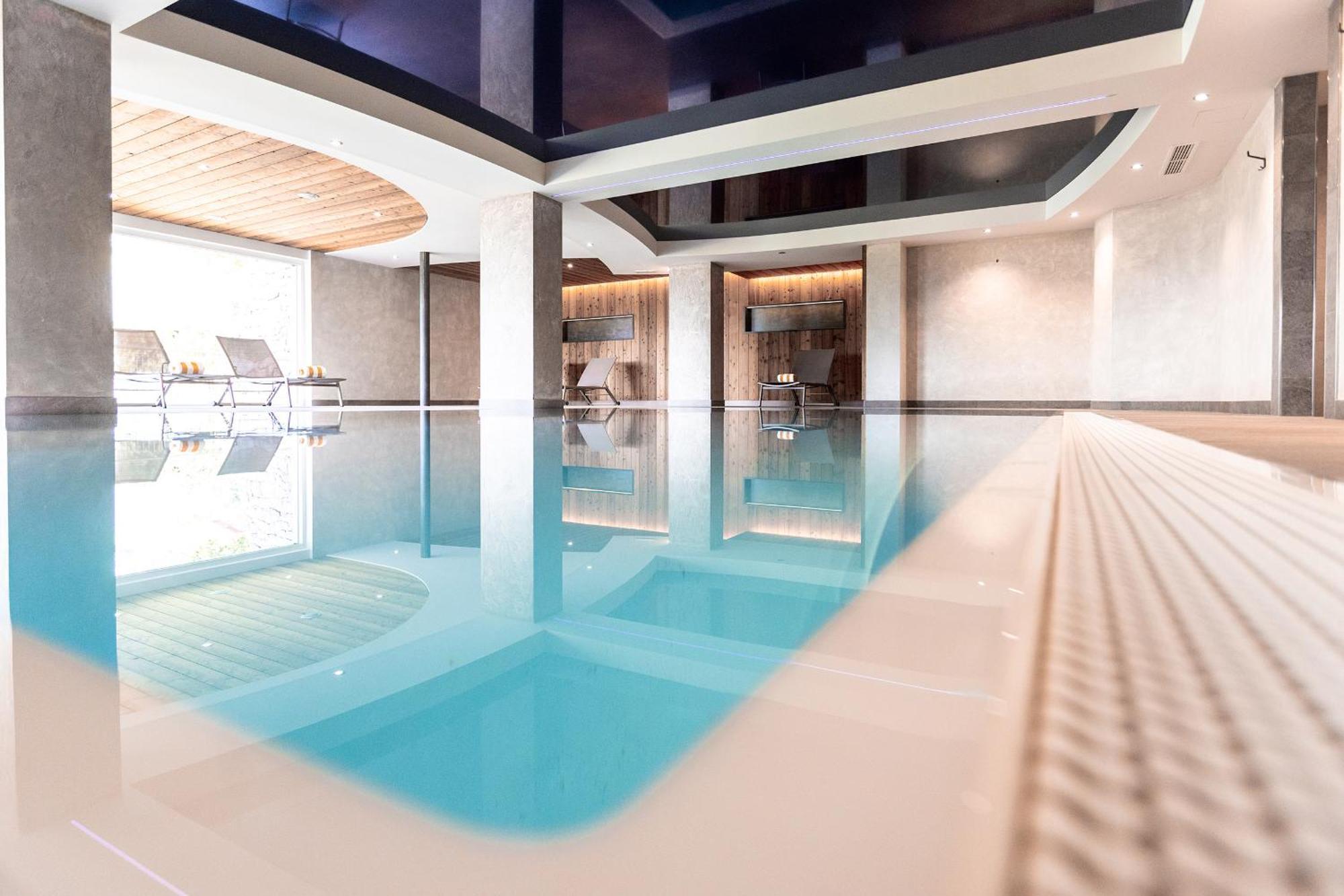 Hotel Zum Loewen - Al Leone เมลตินา ภายนอก รูปภาพ